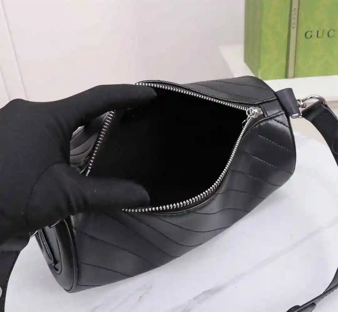 KK01950 (5).webp