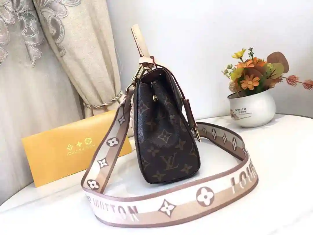 RE002250 (8).webp