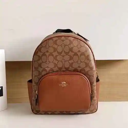 La mochila Kouchi está hecha de material de lona importado, con una bolsa de regalo de entrega de al