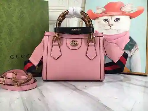 Bolso GUCCI hecho de material de lona importado, bolsa de regalo de entrega de alta calidad, tamaño 