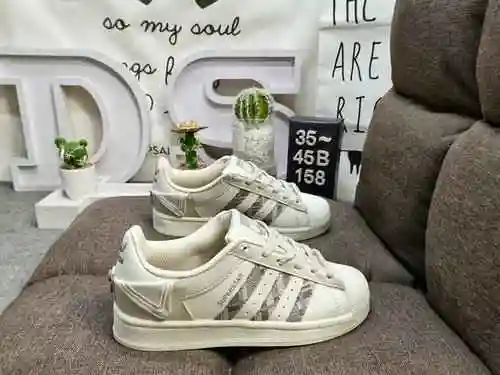 158DAdidas Clover Originals Superstar Shell Head Classic Versatile Casual Sports Board Shoes High De