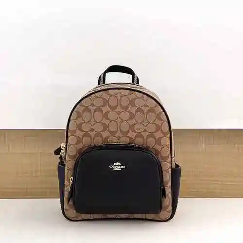 La mochila Kouchi está hecha de material de lona importado, con una bolsa de regalo de entrega de al