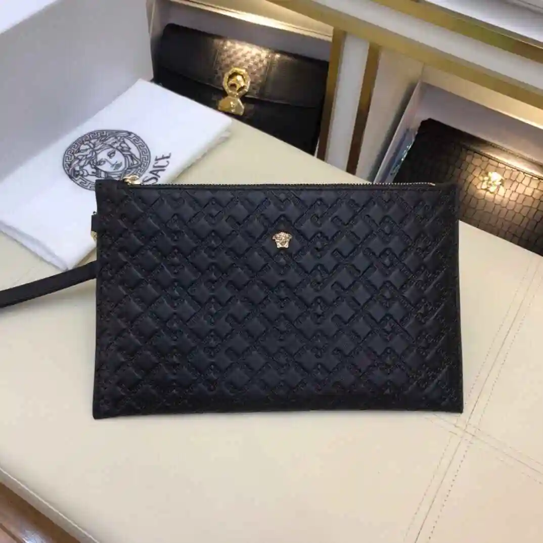 KK02150 (1).webp
