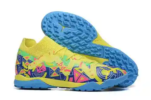 Zapatos de fútbol Puma Future essence All Knit Waterproof TF Chipped Spike MD Sole Puma Ultra Ultima