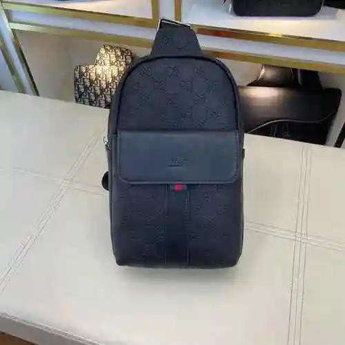 Bolso de pecho exclusivo para hombre GUCCI hecho de material de lona importado, bolsa de regalo de e