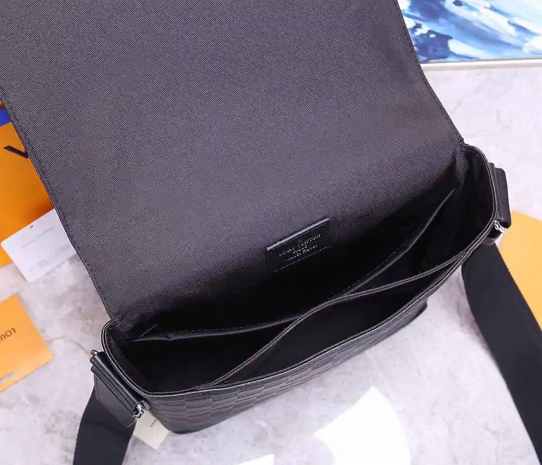 KK03050 (5).webp