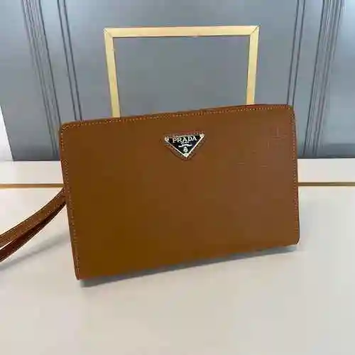 Bolso Exclusivo para Hombre PRADA Hecho de Material de Lona Importada, Bolsa de Regalo con Entrega d