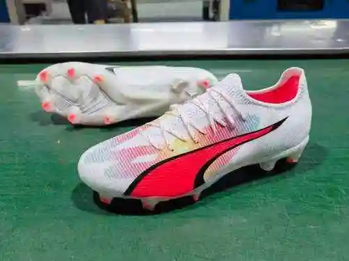 Llegada) Botas de fútbol Puma World Cup totalmente tejidas impermeables FG Puma Ultra Ultimate FG39-