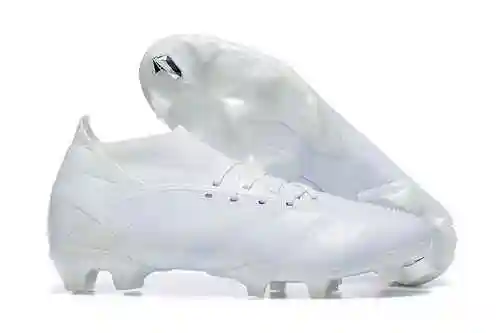 Zapatos de fútbol Adidas Falcon essence de punto completo con encaje y caña alta FG PREDATOR ACCURAC