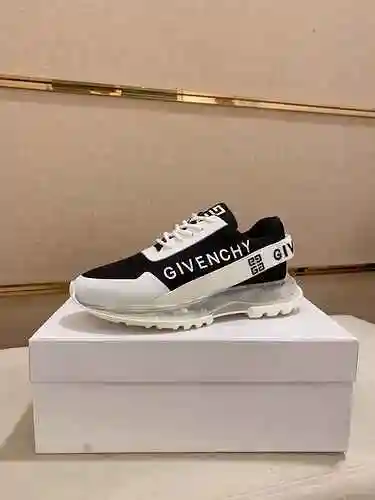 Zapato Hombre Givenchy Código: 0920C10 Talla: 38-44 (Personalizable 45 sin devolución ni cambio)