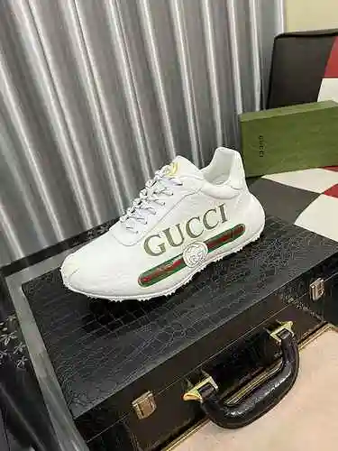 Código de zapato de hombre GUCCI: 0918C10 Talla: 38-44