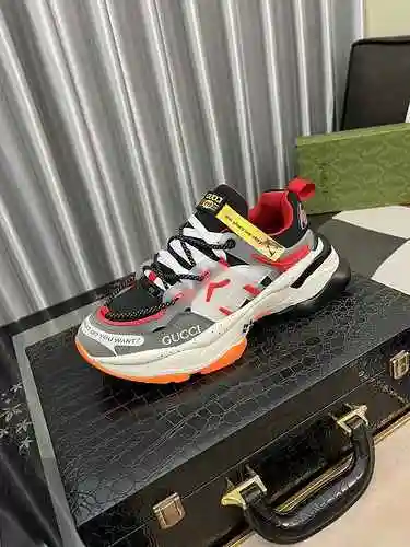 Código de zapato de hombre GUCCI: 0918B60 Talla: 38-44