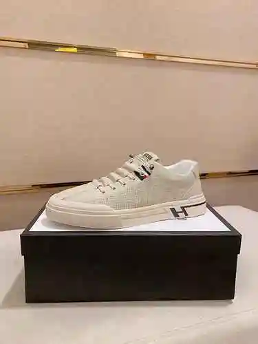 Zapato GUCCI para hombre Código: 0920B50 Talla: 38-44
