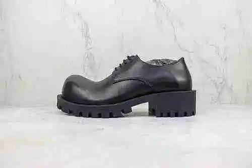 E70 | Admite tres lanzamientos de tiendas de primer nivel en 2023, los zapatos Balenciaga Mickey Der