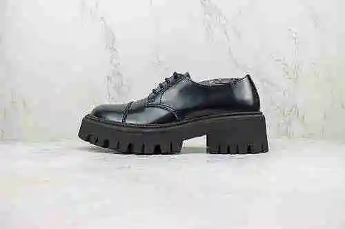 E00 | Admite tres ubicaciones en tiendas Guangdong Genuine Balenciaga Strike Botas Martin con suela 