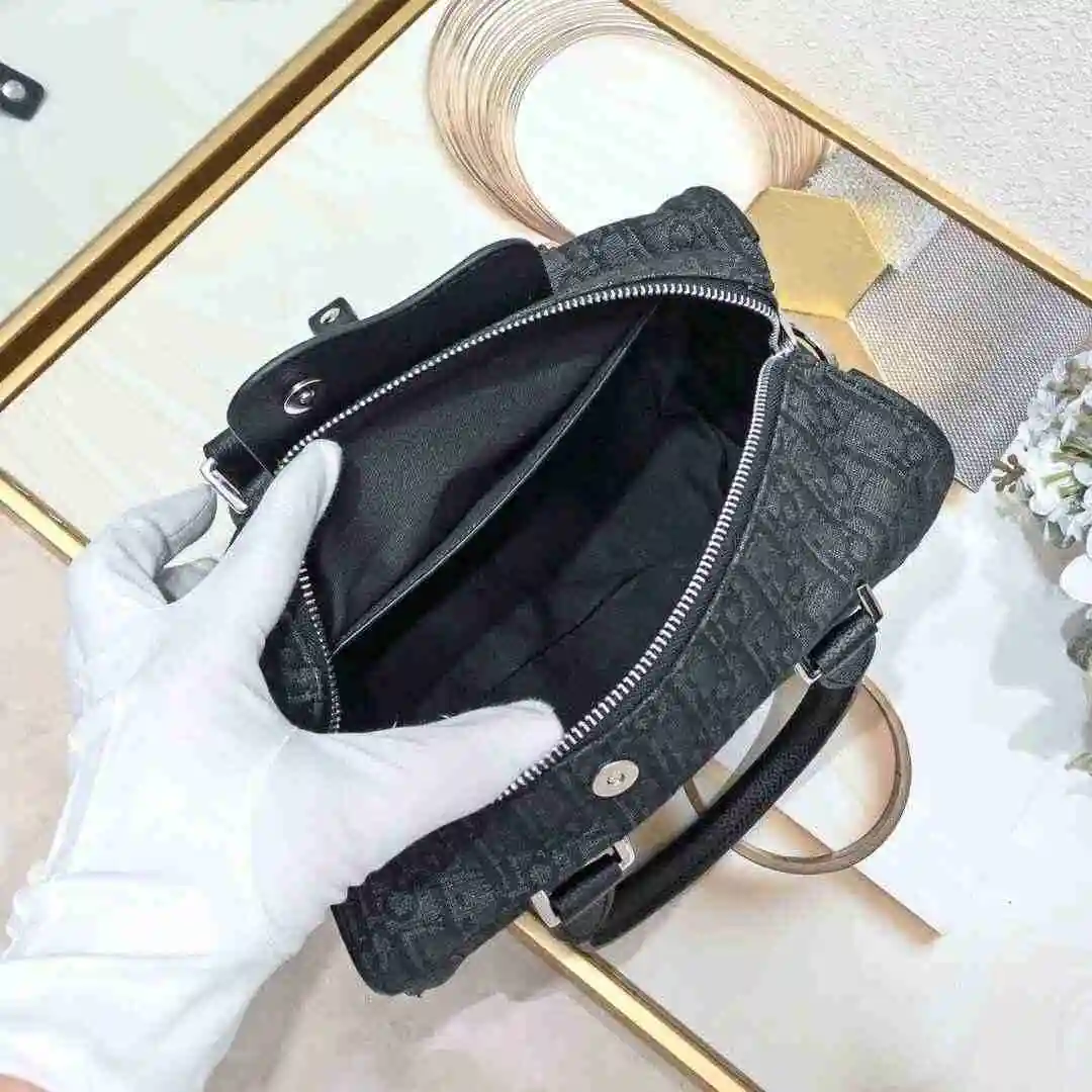 KK02650 (10).webp