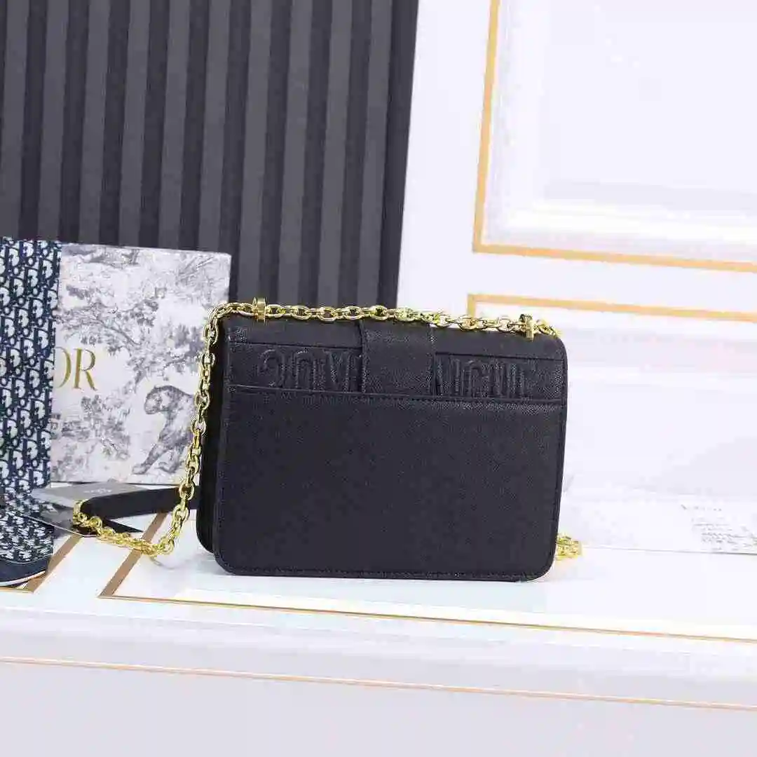 KK02450 (4).webp
