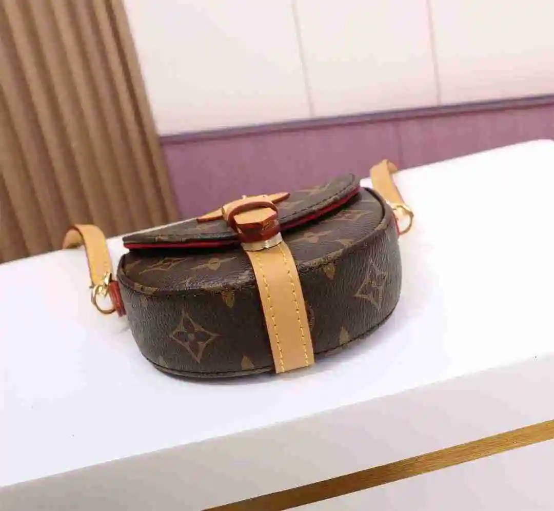 AD003350 (6).webp