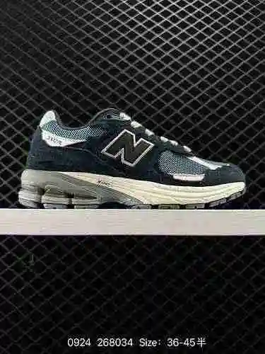 Las zapatillas para correr 7 New Balance 22R siguen la tecnología clásica desde sus inicios, con una
