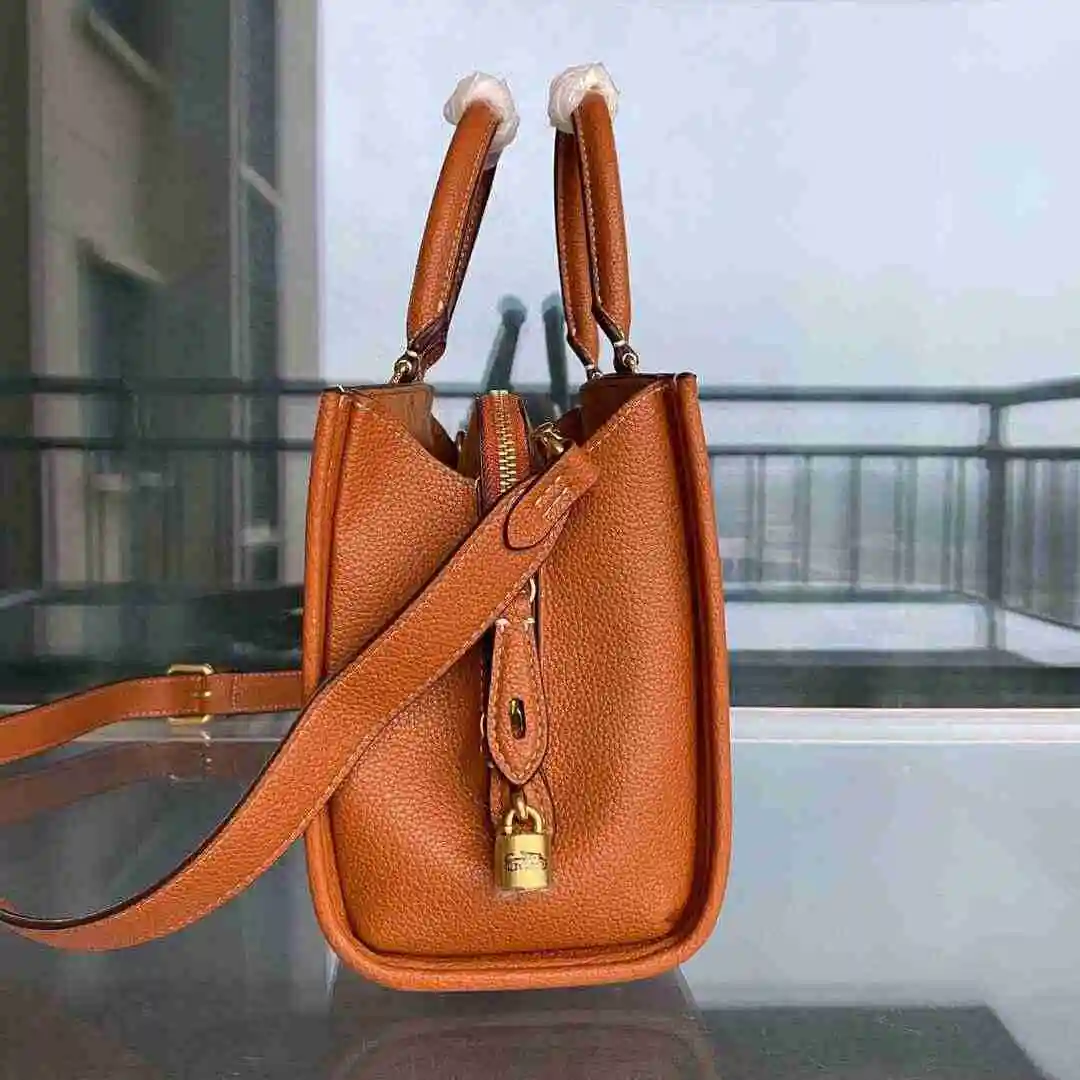 KK02350 (7).webp