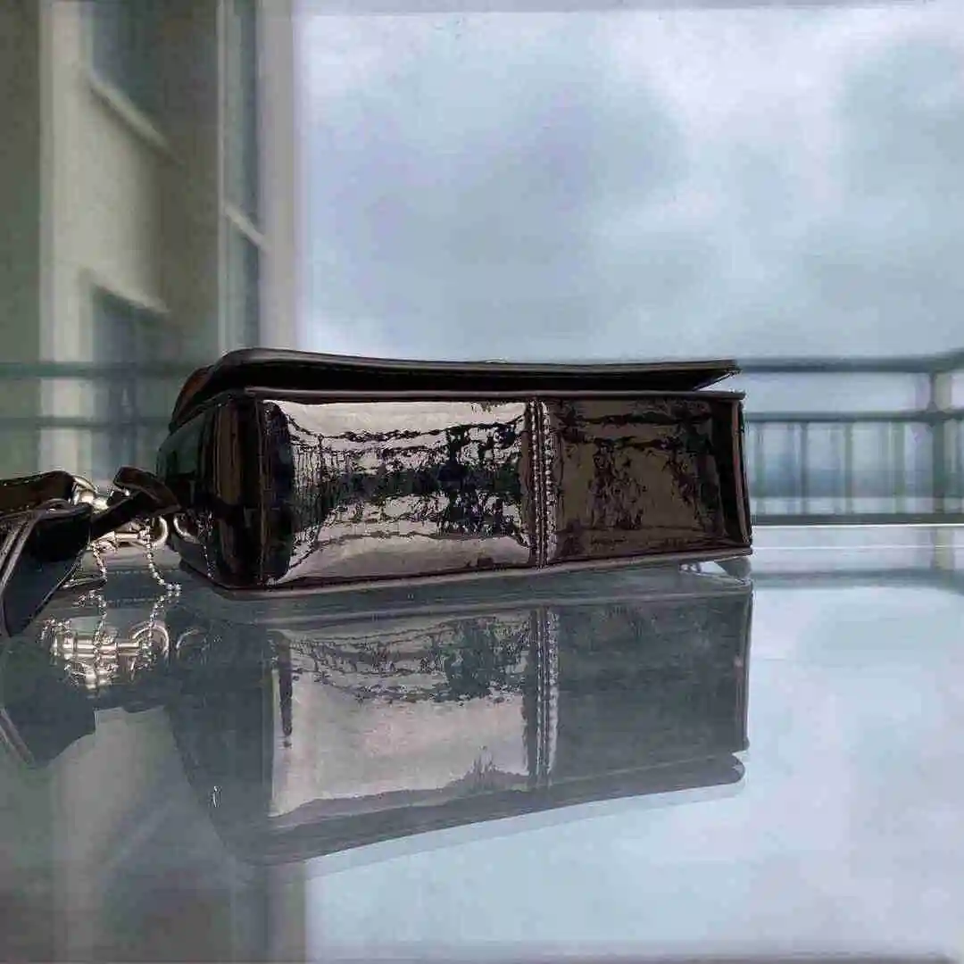 KK02250 (4).webp