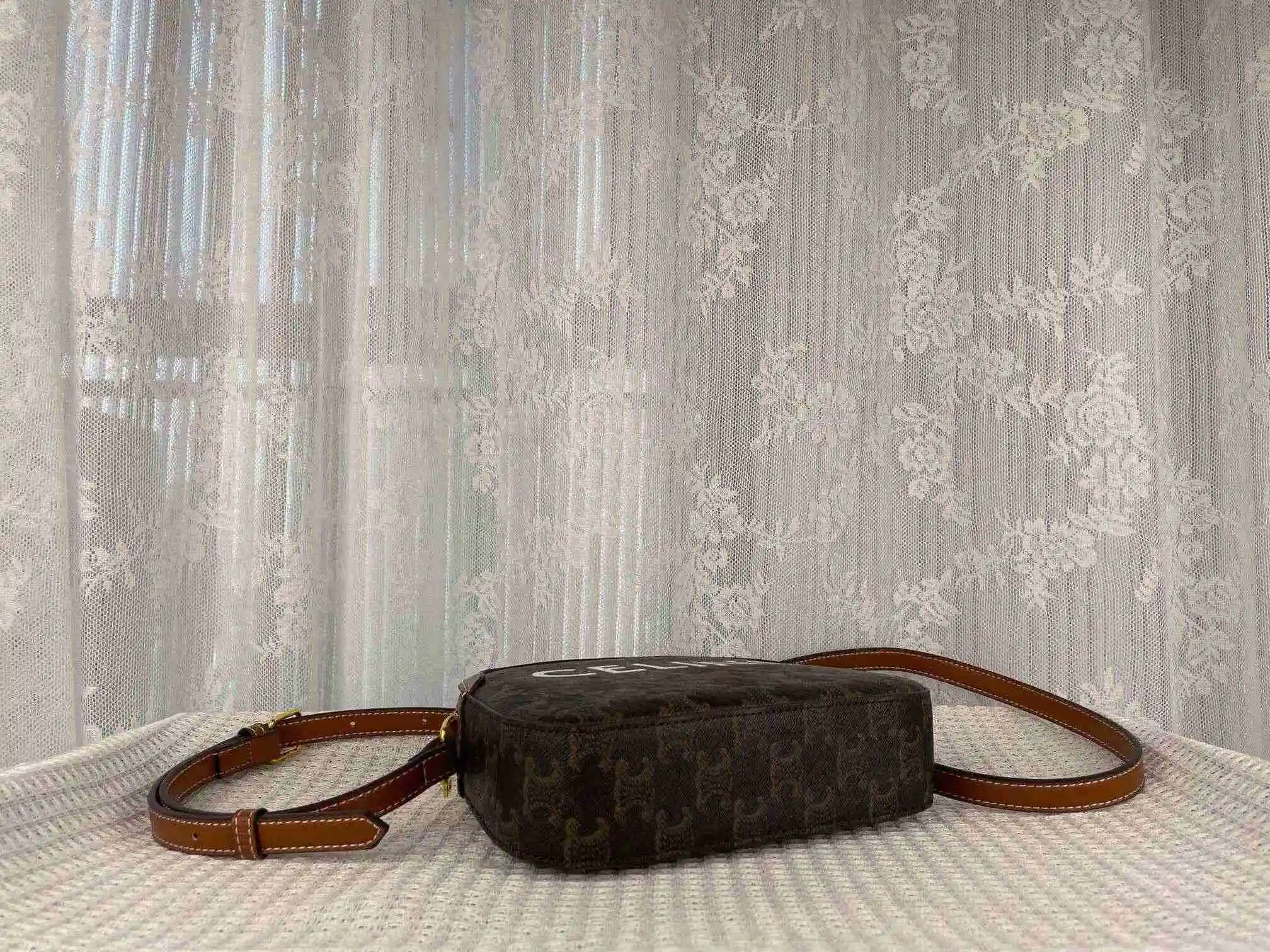 KK02050 (4).webp