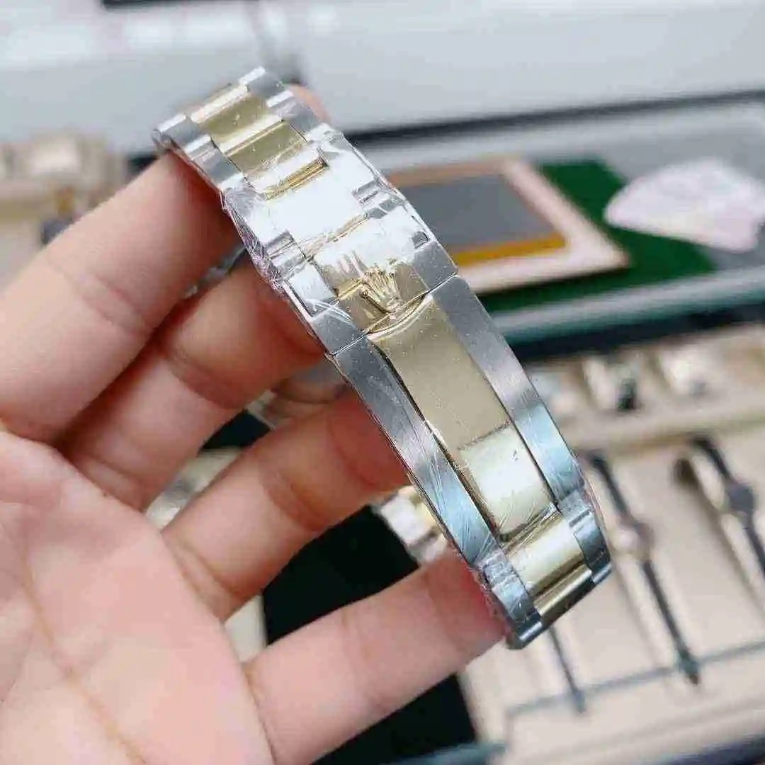 IK004550 (3).webp