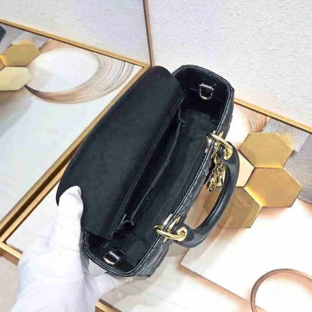 KK02550 (14).webp