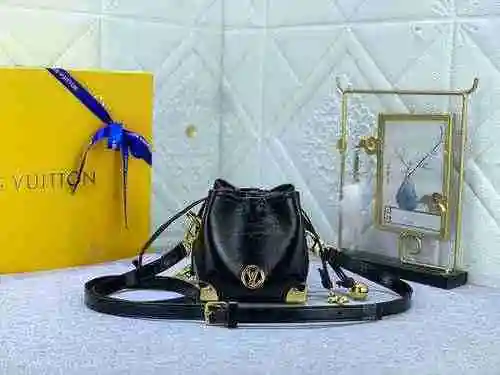 Bolso tipo cubo LV hecho de material de lona importado, bolsa de regalo para entrega de alta calidad