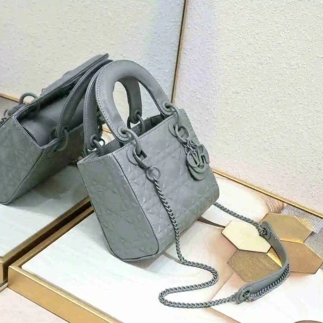 KK02450 (12).webp