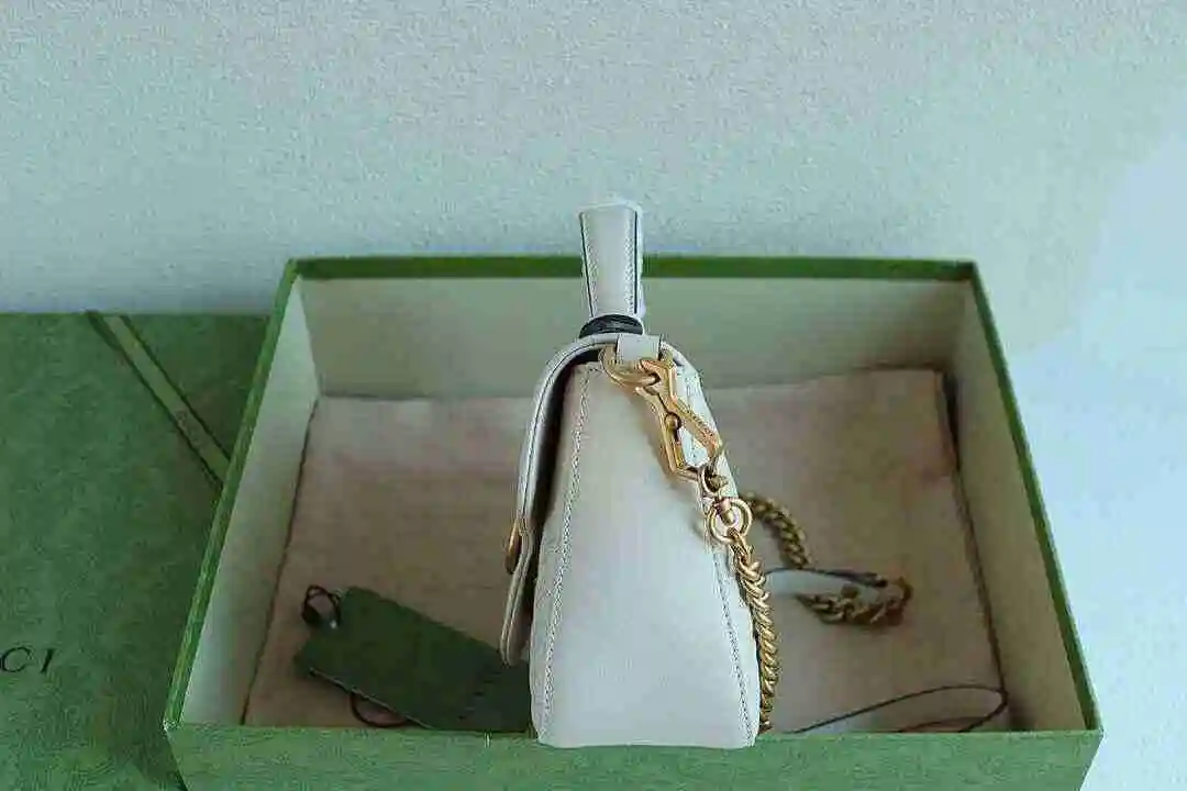 KK03850 (8).webp