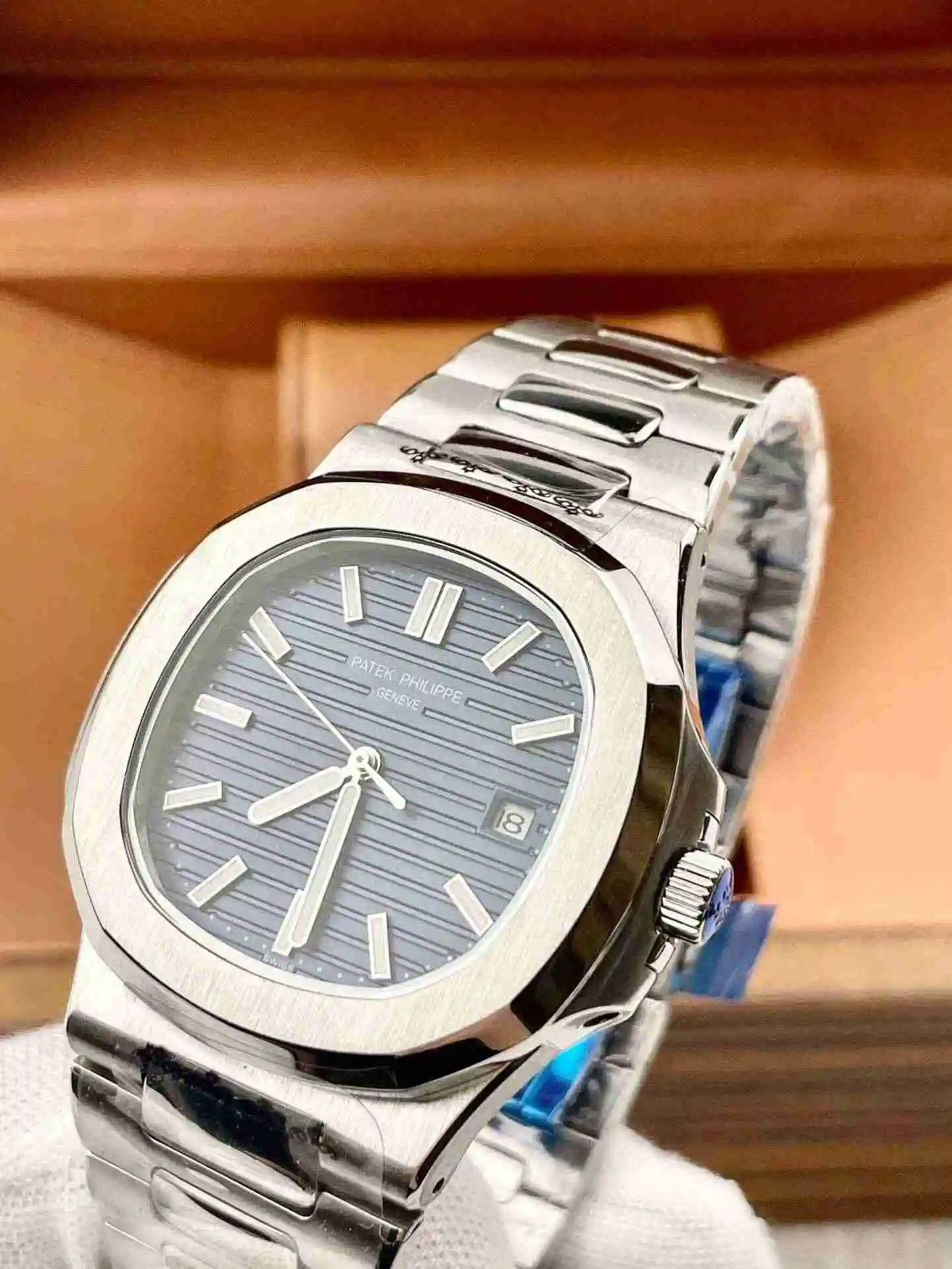 KK03550 (5).webp