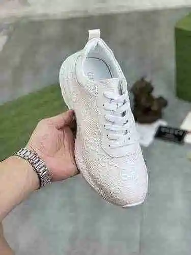 Código de zapato de hombre GUCCI: 0924C10 Talla: 38-44