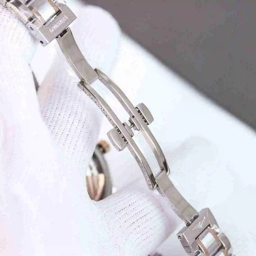 KK08900 (9).webp