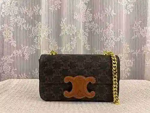 CEL Celine Chain Underarm Bag Hecho de material de lona importado, bolsa de regalo de entrega de alt