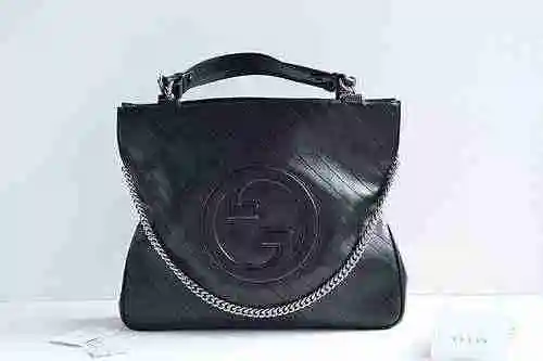 El bolso de hombro GUCCI adopta cuero original importado de alto nivel y una versión réplica de alta