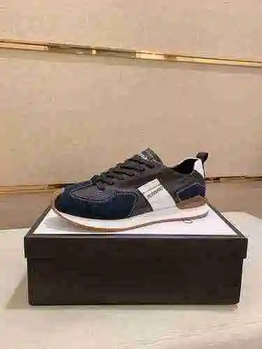 Zapato GUCCI para hombre Código: 0920B70 Talla: 38-44