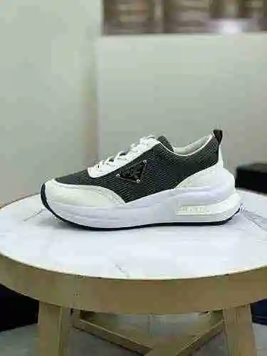 Código de calzado Prada para hombre: 0924D30 Talla: 38-44 (45 se puede personalizar)