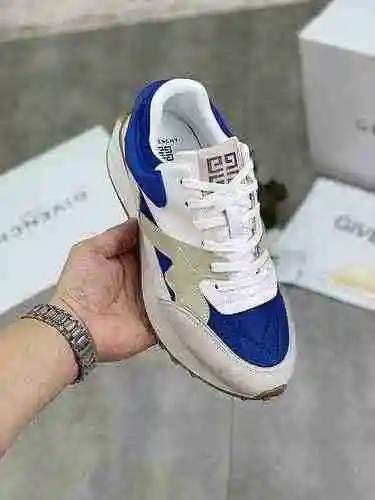 Zapato de hombre Givenchy Código: 0924C20 Talla: 38-44 (45 se puede personalizar)