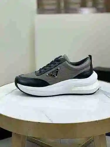 Código de calzado Prada para hombre: 0924D40 Talla: 38-44 (45 se puede personalizar)