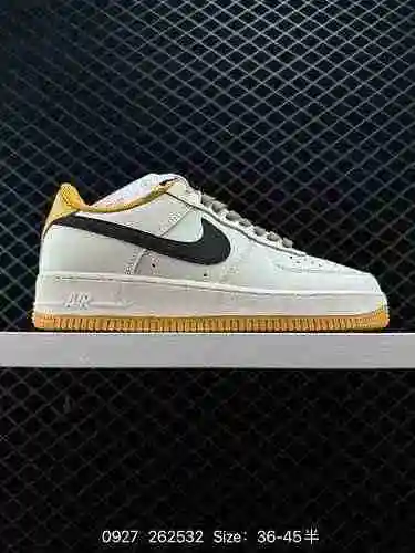 6 Nike Air Force '7 Air Force One Zapato deportivo informal, versátil y de caña baja. El rendimiento