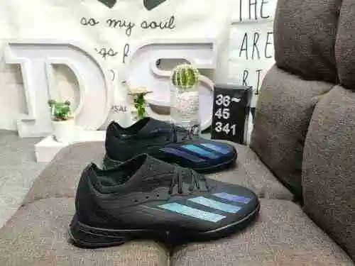 341D company level Adidas PERFORMANCE COPA MUNDAL football shoes are designed using a streamlined de