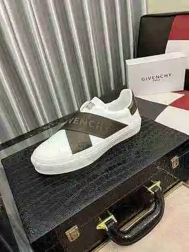 Zapato de hombre Givenchy Código: 1003B20 Talla: 38-44