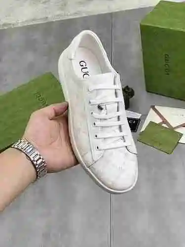 Código de zapato de hombre GUCCI: 1011B40 Talla: 38-44
