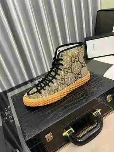 Zapato GUCCI Hombre Código: 1015B40 Talla: 38-44