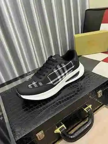 Zapato Burberry Hombre Código: 1015B50 Talla: 38-44