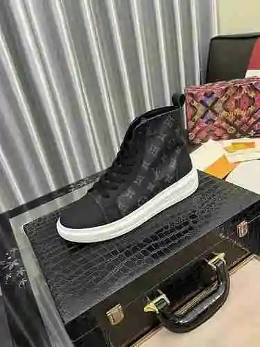 Zapato LV Hombre Código: 1015C20 Talla: 38-44