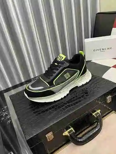 Zapato de hombre Givenchy Código: 1015C10 Talla: 38-44