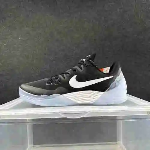 Blanco y negro 40-46