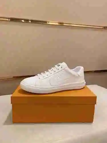 Zapato LV Hombre Código: 1007B40 Talla: 38-44 (45 personalizados sin devolución ni cambio)